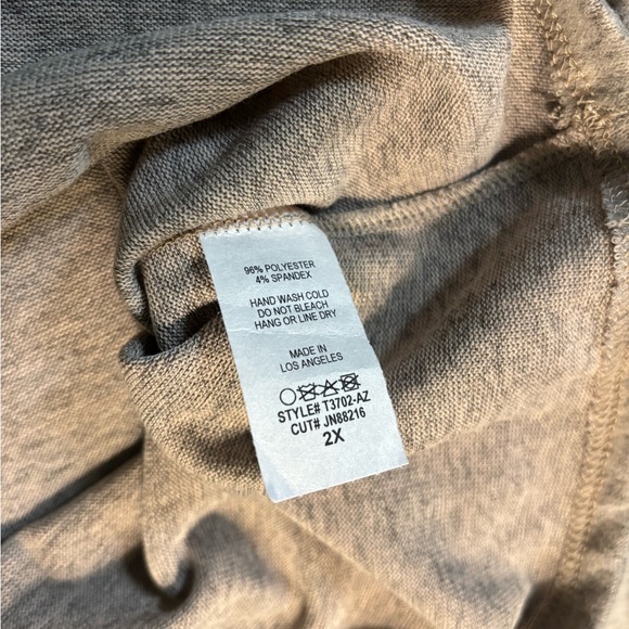 NWOT Ultra Soft Aztec CrisCross Top - Picture 4 of 8